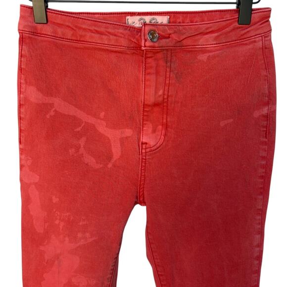 We the Free Just Float on Flares Raw Hem Super Flare Stretch Jeans sz 28 STAINS! - Picture 5 of 11